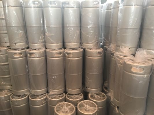 Λεπτή μορφή ικανότητας βυτίων 5gallon αμερικανικής τυποποιημένη μπύρας, με τη λόγχη τύπων Sankey Δ για την παρασκευή